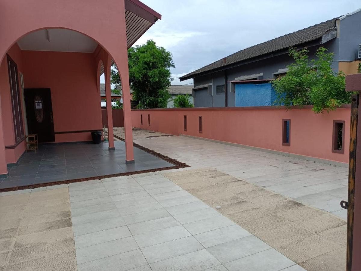Bj Villa Homestay Куала Теренгану Екстериор снимка