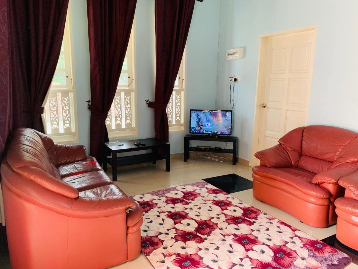 Bj Villa Homestay Куала Теренгану Екстериор снимка