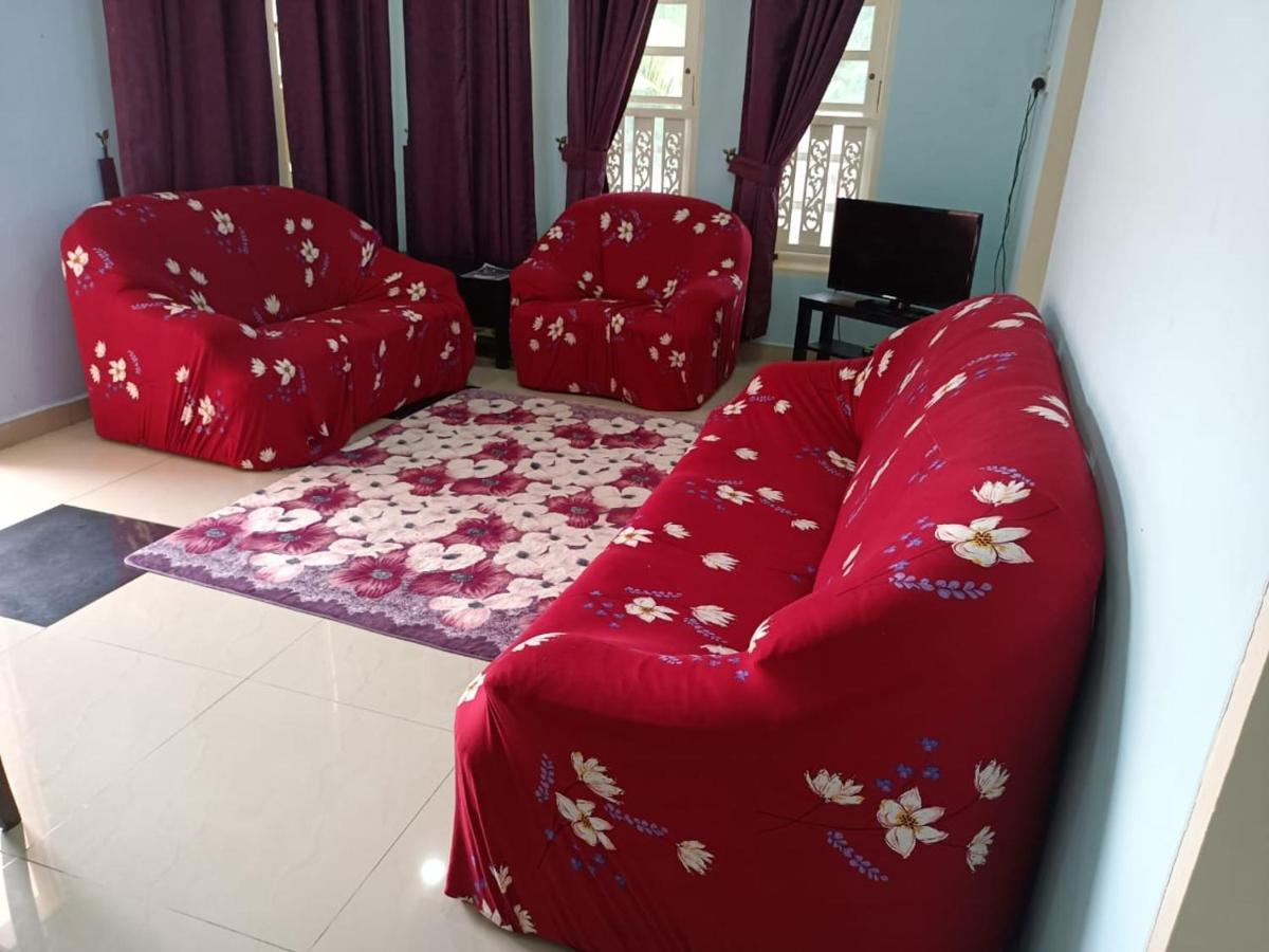 Bj Villa Homestay Куала Теренгану Екстериор снимка