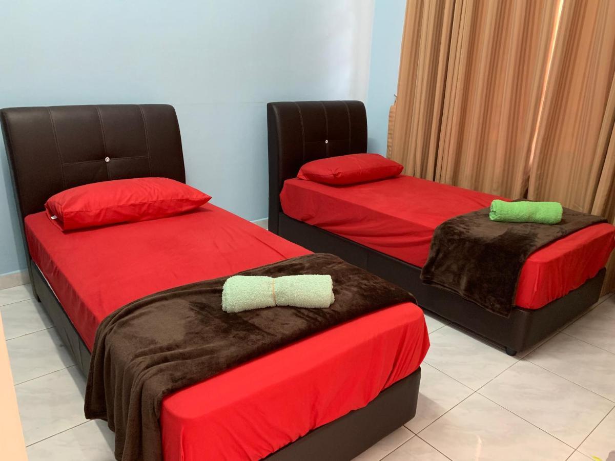Bj Villa Homestay Куала Теренгану Екстериор снимка