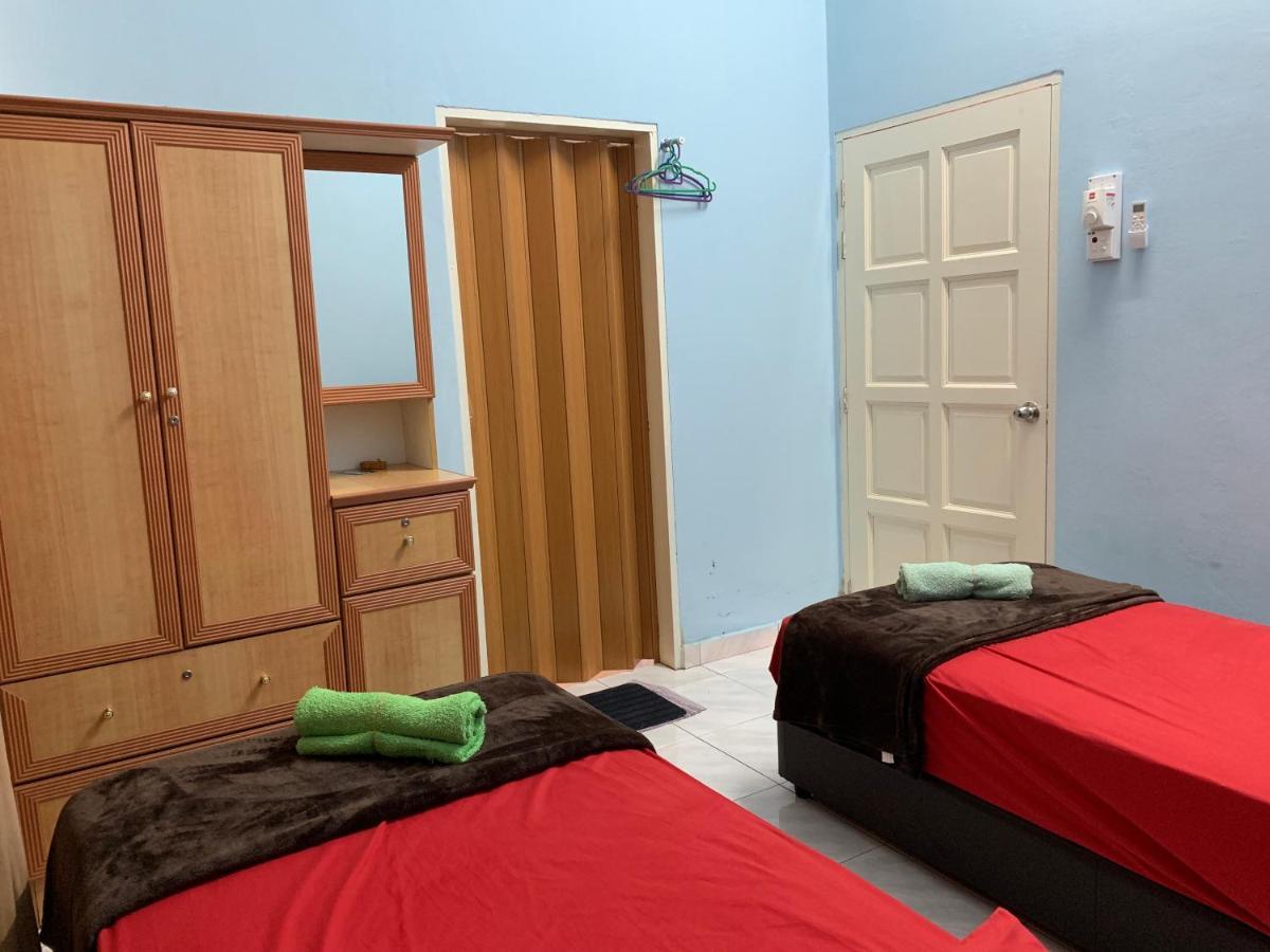 Bj Villa Homestay Куала Теренгану Екстериор снимка